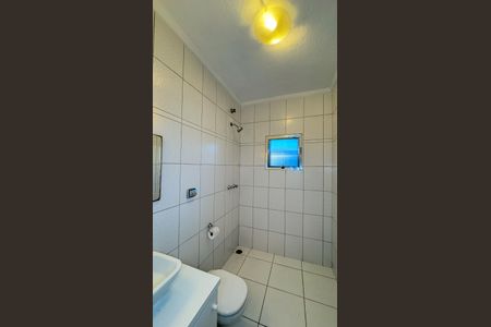 Casa para alugar com 150m², 2 quartos e 2 vagasBanheiro da Suíte