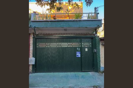 Fachada de casa para alugar com 2 quartos, 150m² em Jardim Caravelas, São Paulo