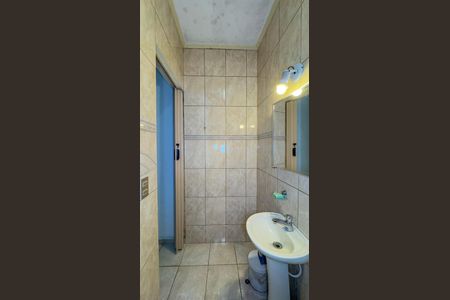Casa para alugar com 150m², 2 quartos e 2 vagasBanheiro