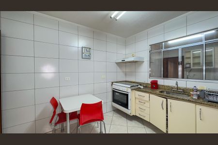 Casa para alugar com 150m², 2 quartos e 2 vagasCozinha