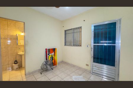 Casa para alugar com 150m², 2 quartos e 2 vagasquarto edicula