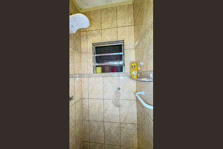 Casa para alugar com 150m², 2 quartos e 2 vagasBanheiro