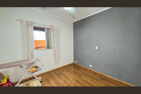Casa para alugar com 150m², 2 quartos e 2 vagasQuarto 2