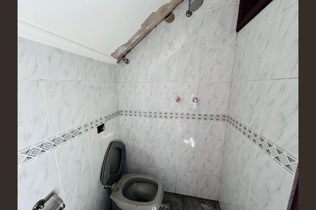 Casa para alugar com 5 quartos, 360m² em Serrano, Belo Horizonte