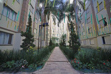Apartamento à venda com 47m², 2 quartos e sem vagaÁrea comum