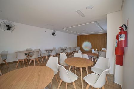 Apartamento à venda com 47m², 2 quartos e sem vagaÁrea comum - Salão de festas