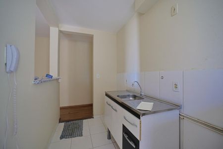 Cozinha de apartamento à venda com 2 quartos, 47m² em Jardim Santa Teresinha, São Paulo