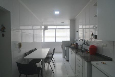 Apartamento para alugar com 85m², 3 quartos e 1 vaga Apartamento para alugar com 85m², 3 quartos e 1 vagaCozinha