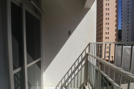 Apartamento para alugar com 85m², 3 quartos e 1 vaga Apartamento para alugar com 85m², 3 quartos e 1 vagaVaranda