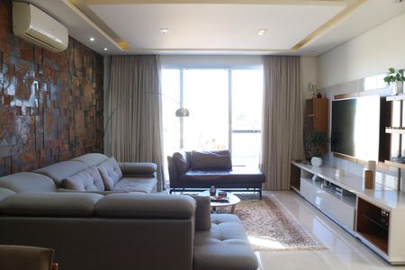 Casa à venda com 3 quartos, 161m² em Vila Romana, São Paulo