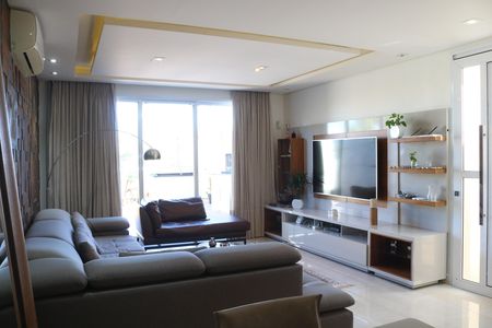Sala de casa à venda com 3 quartos, 161m² em Vila Romana, São Paulo