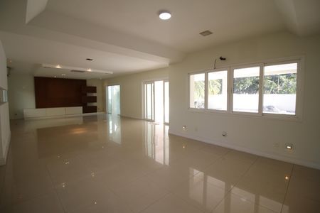 Casa de Condomínio à venda com 4 quartos, 597m² em Jacarepaguá, Rio de Janeiro
