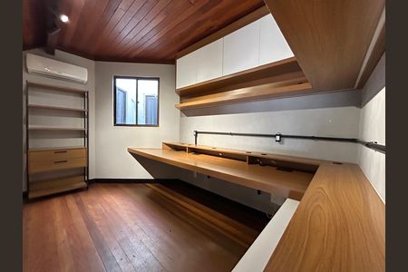 Apartamento para alugar com 130m², 3 quartos e 2 vagas Apartamento para alugar com 130m², 3 quartos e 2 vagasQuarto 3