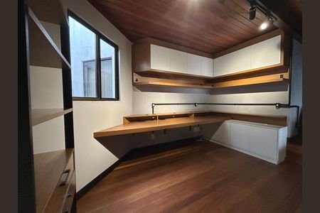Apartamento para alugar com 130m², 3 quartos e 2 vagas Apartamento para alugar com 130m², 3 quartos e 2 vagasQuarto 3