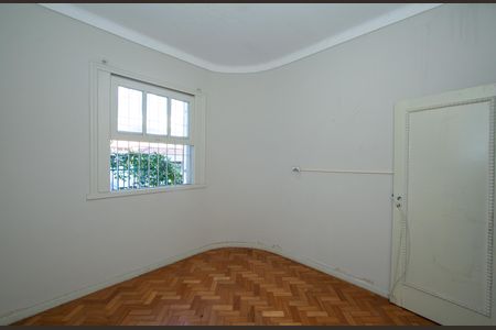 Casa para alugar com 170m², 4 quartos e 3 vagas Casa para alugar com 170m², 4 quartos e 3 vagasQUARTO3