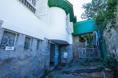Casa para alugar com 170m², 4 quartos e 3 vagas Casa para alugar com 170m², 4 quartos e 3 vagasAREA EXTERNA