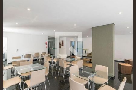 Apartamento à venda com 68m², 1 quarto e 1 vaga Apartamento à venda com 68m², 1 quarto e 1 vagaÁrea comum - Salão de festas