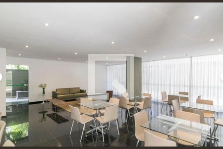 Apartamento à venda com 68m², 1 quarto e 1 vaga Apartamento à venda com 68m², 1 quarto e 1 vagaÁrea comum - Salão de festas