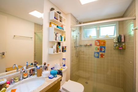 Apartamento à venda com 68m², 1 quarto e 1 vaga Apartamento à venda com 68m², 1 quarto e 1 vagaBanheiro do Quarto
