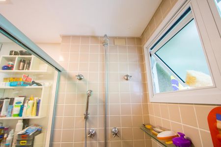 Apartamento à venda com 68m², 1 quarto e 1 vaga