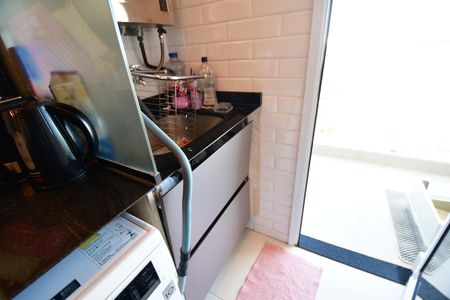 Área de Serviço de apartamento para alugar com 2 quartos, 73m² em Fazenda Santa Cândida, Campinas