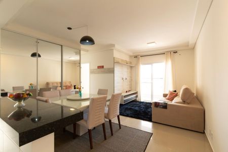 Sala  de apartamento para alugar com 3 quartos, 85m² em Parque Campolim, Sorocaba