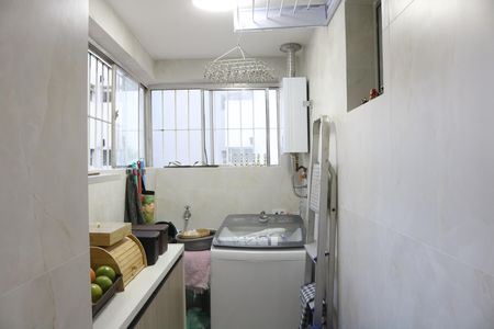 Apartamento à venda com 69m², 2 quartos e 2 vagasÁrea de Serviço