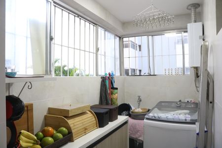 Apartamento à venda com 69m², 2 quartos e 2 vagasÁrea de Serviço