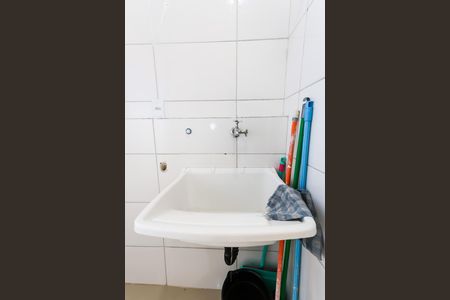 Área de Serviço de apartamento para alugar com 2 quartos, 50m² em Parque Assuncao, Taboão da Serra