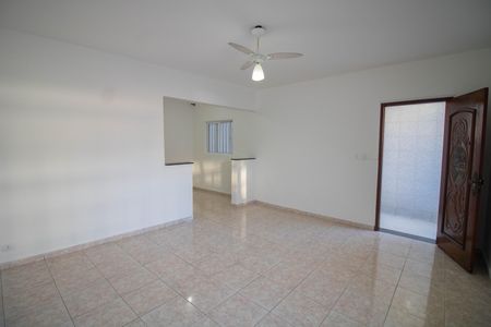 SALA de casa para alugar com 4 quartos, 200m² em Lauzane Paulista, São Paulo