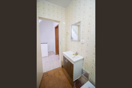 Casa para alugar com 200m², 4 quartos e 2 vagas Casa para alugar com 200m², 4 quartos e 2 vagasBANHEIRO