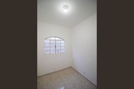 Casa para alugar com 200m², 4 quartos e 2 vagas Casa para alugar com 200m², 4 quartos e 2 vagasQUARTO 2