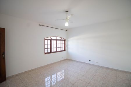 Casa para alugar com 200m², 4 quartos e 2 vagas Casa para alugar com 200m², 4 quartos e 2 vagasSALA
