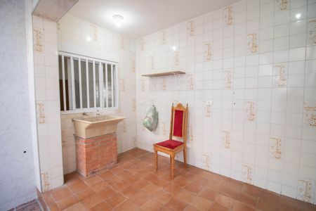 Casa para alugar com 200m², 4 quartos e 2 vagas Casa para alugar com 200m², 4 quartos e 2 vagasQUINTAL E ÁREA DE SERVIÇO