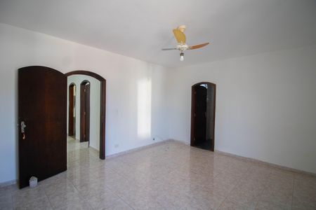 SUÍTE  de casa para alugar com 4 quartos, 200m² em Lauzane Paulista, São Paulo