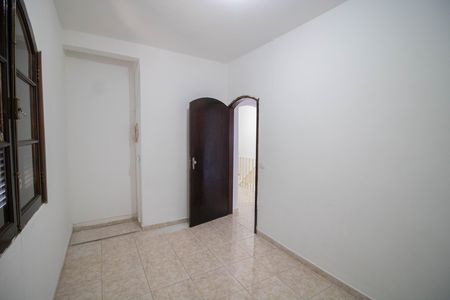 Casa para alugar com 200m², 4 quartos e 2 vagas Casa para alugar com 200m², 4 quartos e 2 vagasQUARTO 3