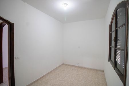 Casa para alugar com 200m², 4 quartos e 2 vagas Casa para alugar com 200m², 4 quartos e 2 vagasQUARTO 3