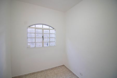 Casa para alugar com 200m², 4 quartos e 2 vagas Casa para alugar com 200m², 4 quartos e 2 vagasQUARTO 2