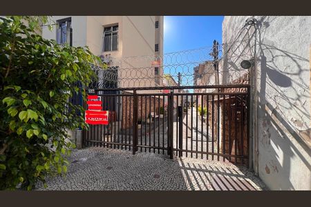 Apartamento à venda com 64m², 2 quartos e sem vaga Apartamento à venda com 64m², 2 quartos e sem vagaFachada
