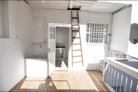 Apartamento à venda com 64m², 2 quartos e sem vaga Apartamento à venda com 64m², 2 quartos e sem vagaÁrea de Serviço