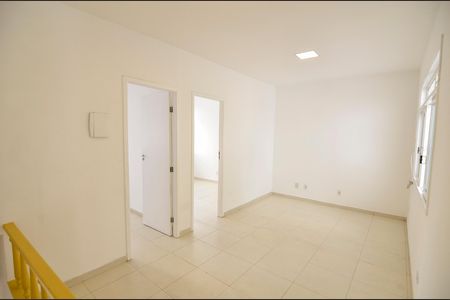Apartamento à venda com 64m², 2 quartos e sem vaga Apartamento à venda com 64m², 2 quartos e sem vagaSala