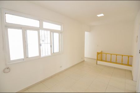 Apartamento à venda com 64m², 2 quartos e sem vaga Apartamento à venda com 64m², 2 quartos e sem vagaSala