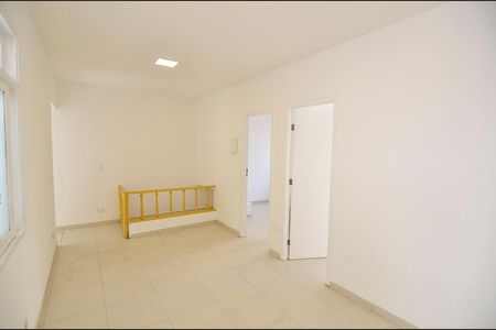 Apartamento à venda com 64m², 2 quartos e sem vaga Apartamento à venda com 64m², 2 quartos e sem vagaSala
