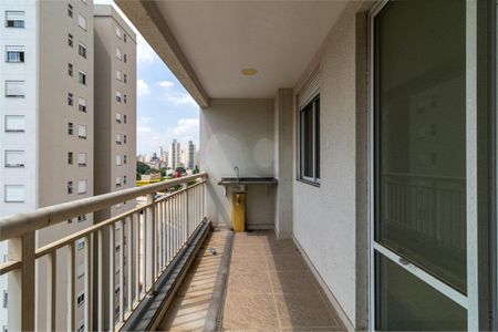 Apartamento à venda com 63m², 2 quartos e 1 vaga