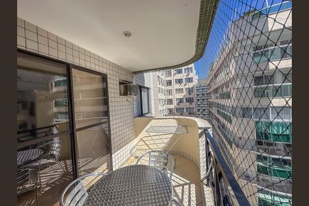 Apartamento à venda com 64m², 2 quartos e 1 vaga