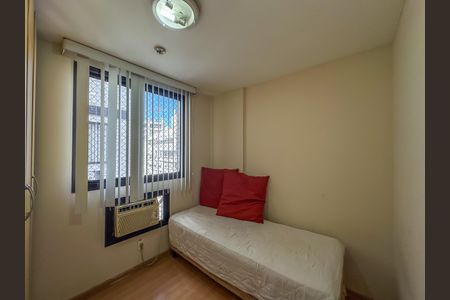 Apartamento à venda com 64m², 2 quartos e 1 vaga