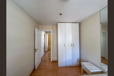 Apartamento à venda com 64m², 2 quartos e 1 vaga