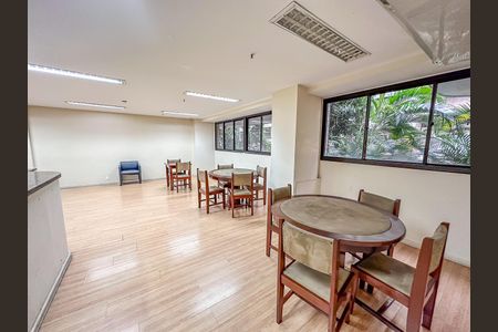 Apartamento à venda com 64m², 2 quartos e 1 vaga