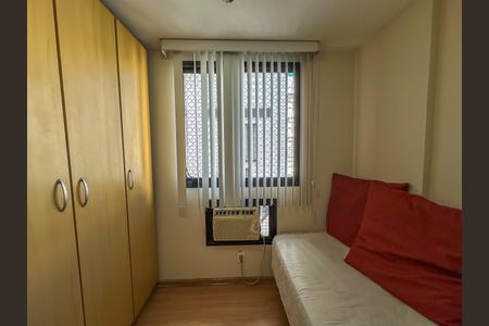 Apartamento à venda com 64m², 2 quartos e 1 vaga