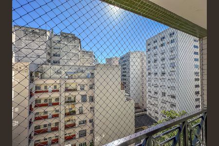 Apartamento à venda com 64m², 2 quartos e 1 vaga